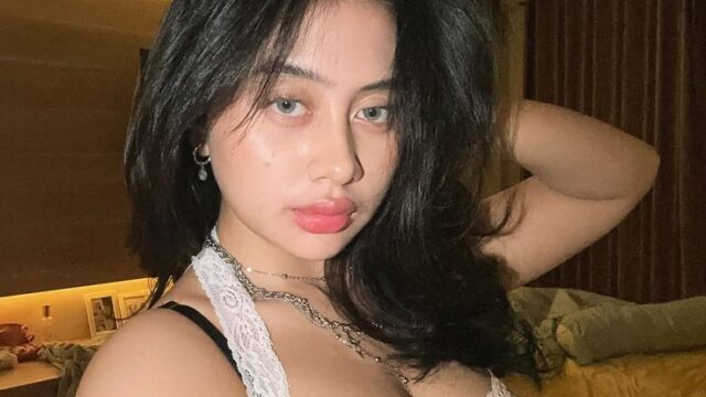 Update bokeh sedarah anak ngewe memek ibu kandung Surabaya 2026